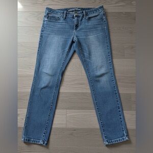 Universal Thread Blue Denim Skinny Jeans Size 12 / 31 short